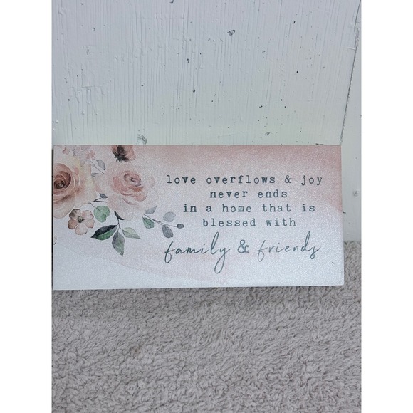 Decorative Expressions Other - Decorative Expressions Family Friends Wood Box Sign Floral Home Decor Plaque